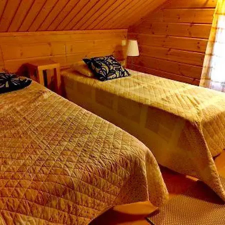 Holiday 5854 بيت للعطل *